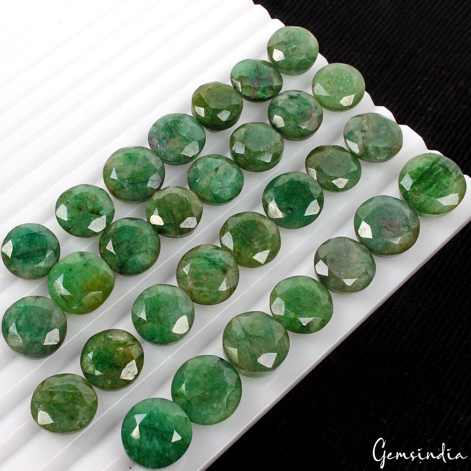 300 Ct Natural Green Emerald 12-16mm Loose Round Cut Loose Gemstones, Brazil