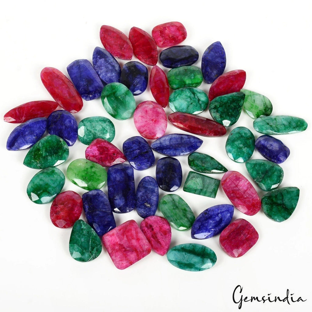 700 Ctd/47 Pcs Natural Red & Blue Beryl Green Emerald Mixed Cut Gems For Jewelry