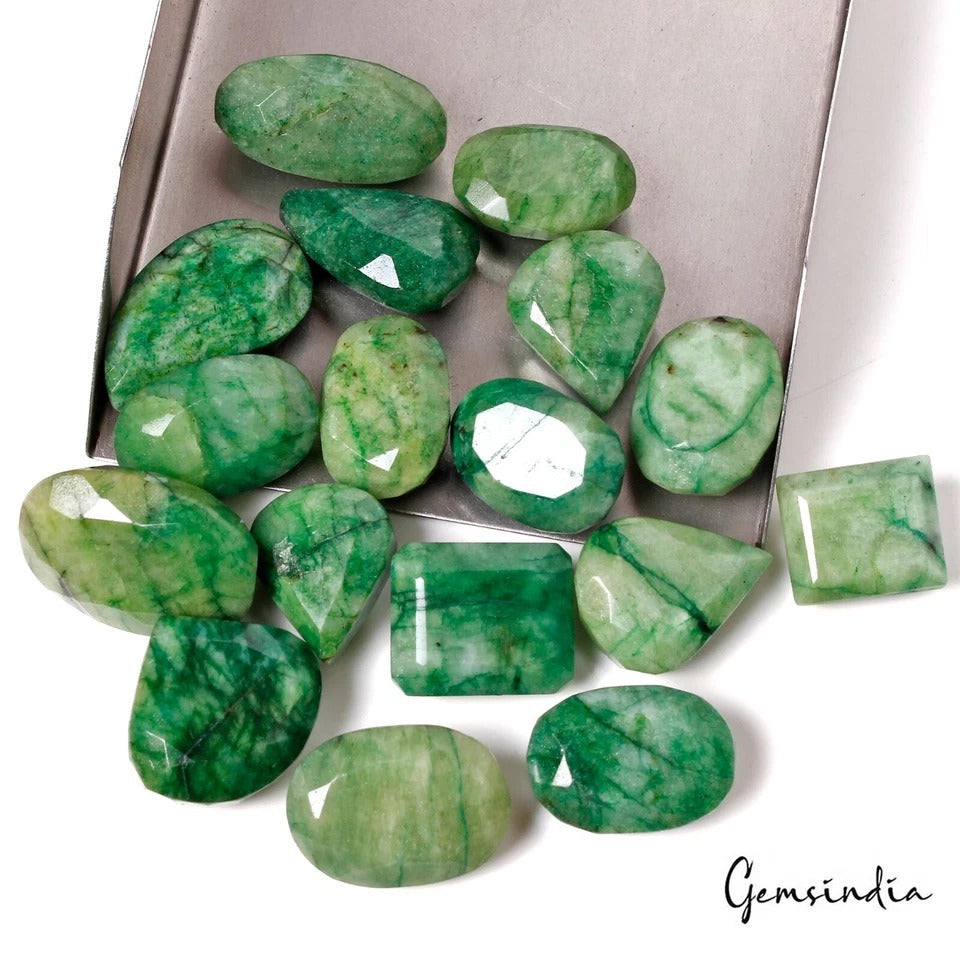 700 Ct Natural Brazilian Green Emerald Mix Cut Loose Earth Mined Gemstone~17 Pcs