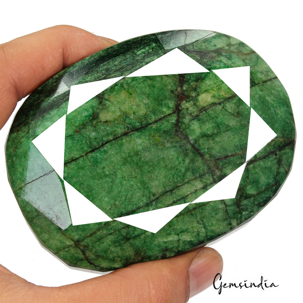 2440 Carat Natural Huge Green Emerald Earth-Mined Museum Size Oval Cut Gemstone
