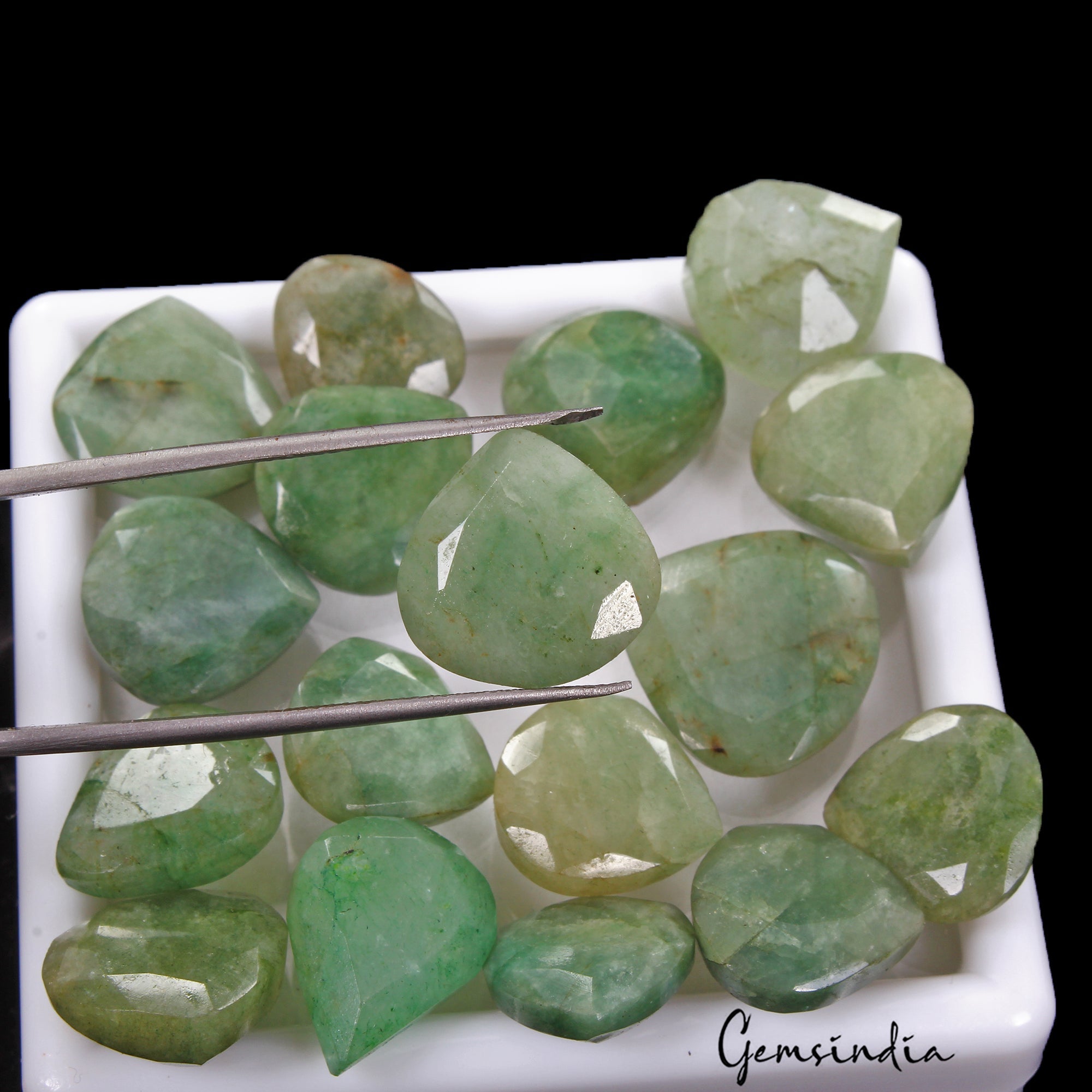 156.90 Cts/17 Pcs Natural Brazilian Green Emerald Pear Faceted Gems For Jewelry