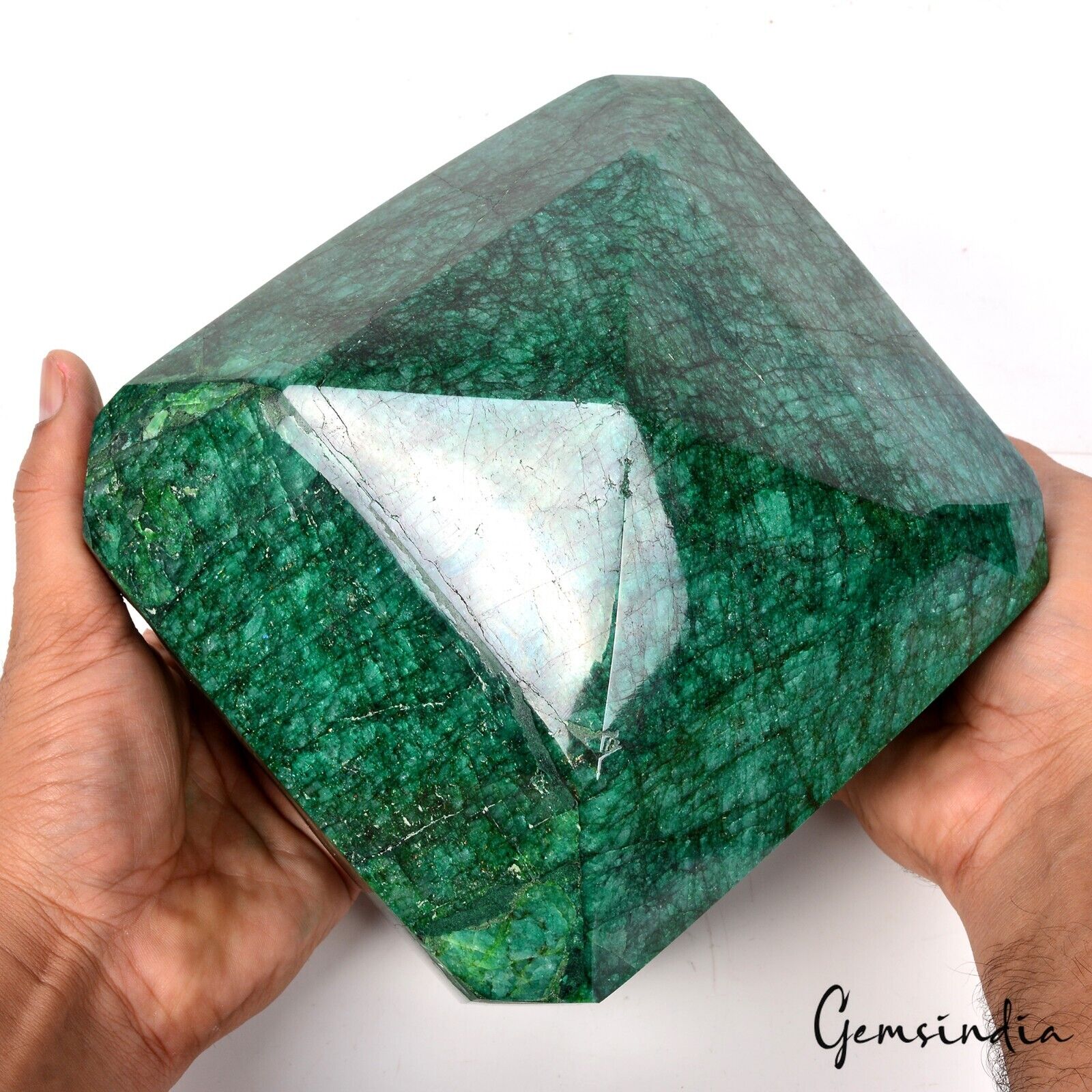 5.89Kilo Natural Brazilian Green Emerald Museum Grade Octagon Cut Huge Loose Gem