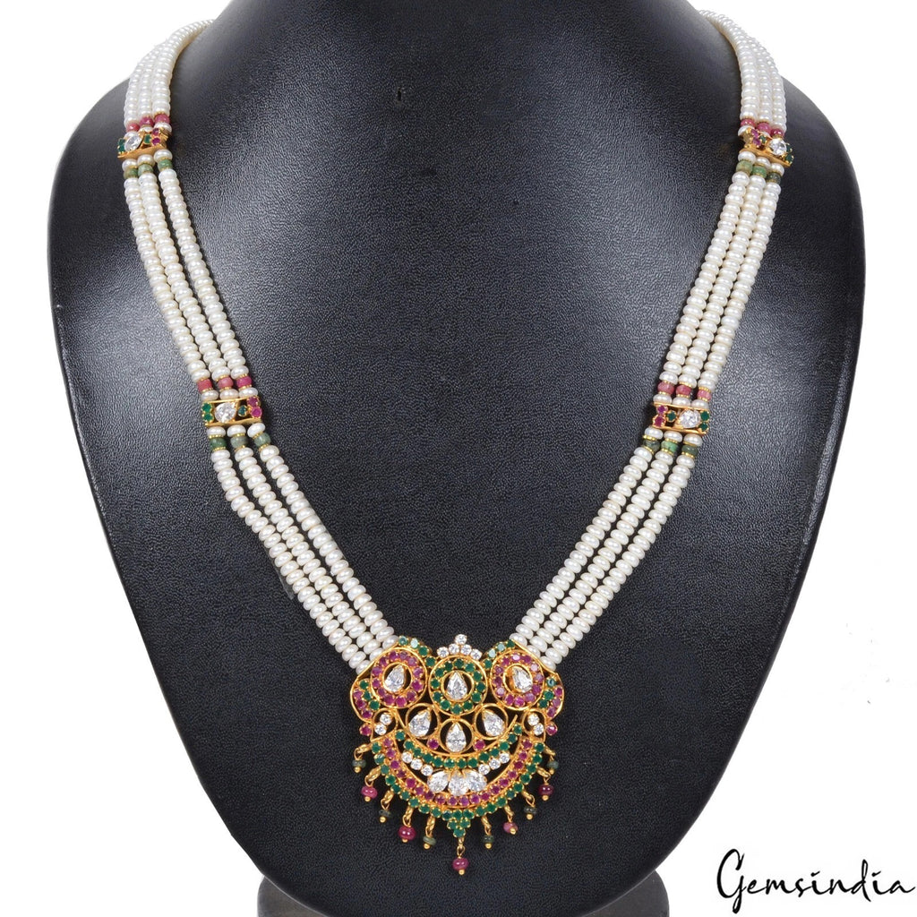 Pearl Necklace, Red — 24", 300 Ct, India