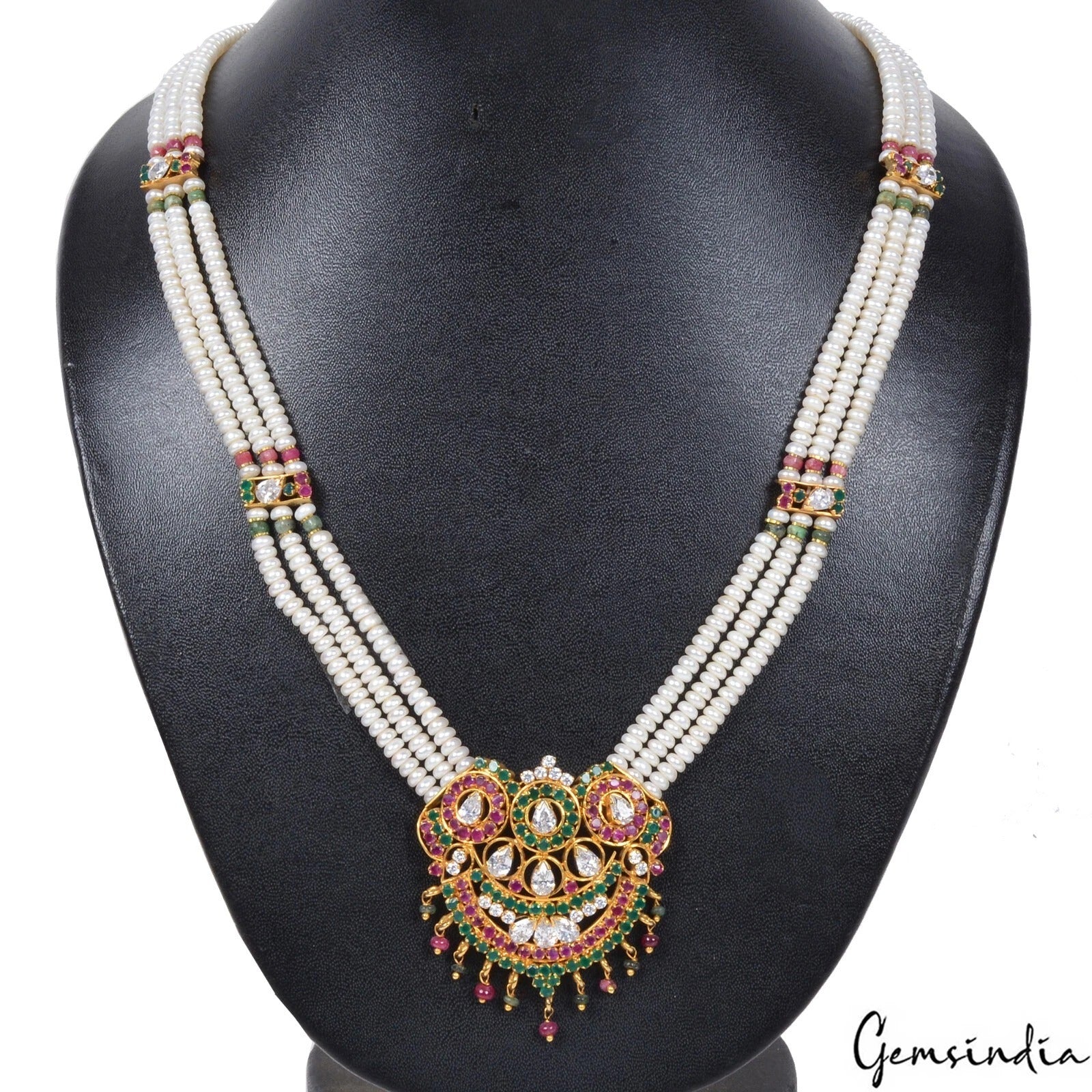 Pearl Necklace, Red — 24", 300 Ct, India