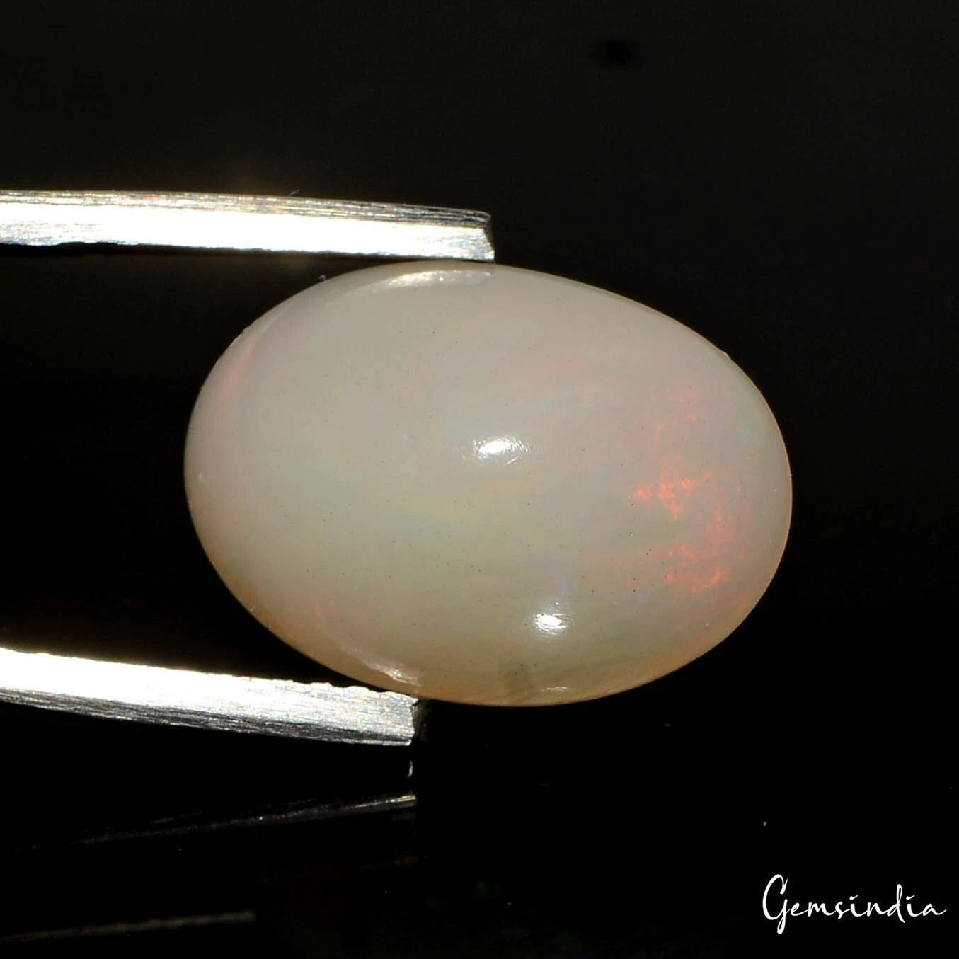 Opal Loose Gemstone, Oval Cabochon, Untreated — 14x10x6 mm, 3.80 Ct, Ethiopia
