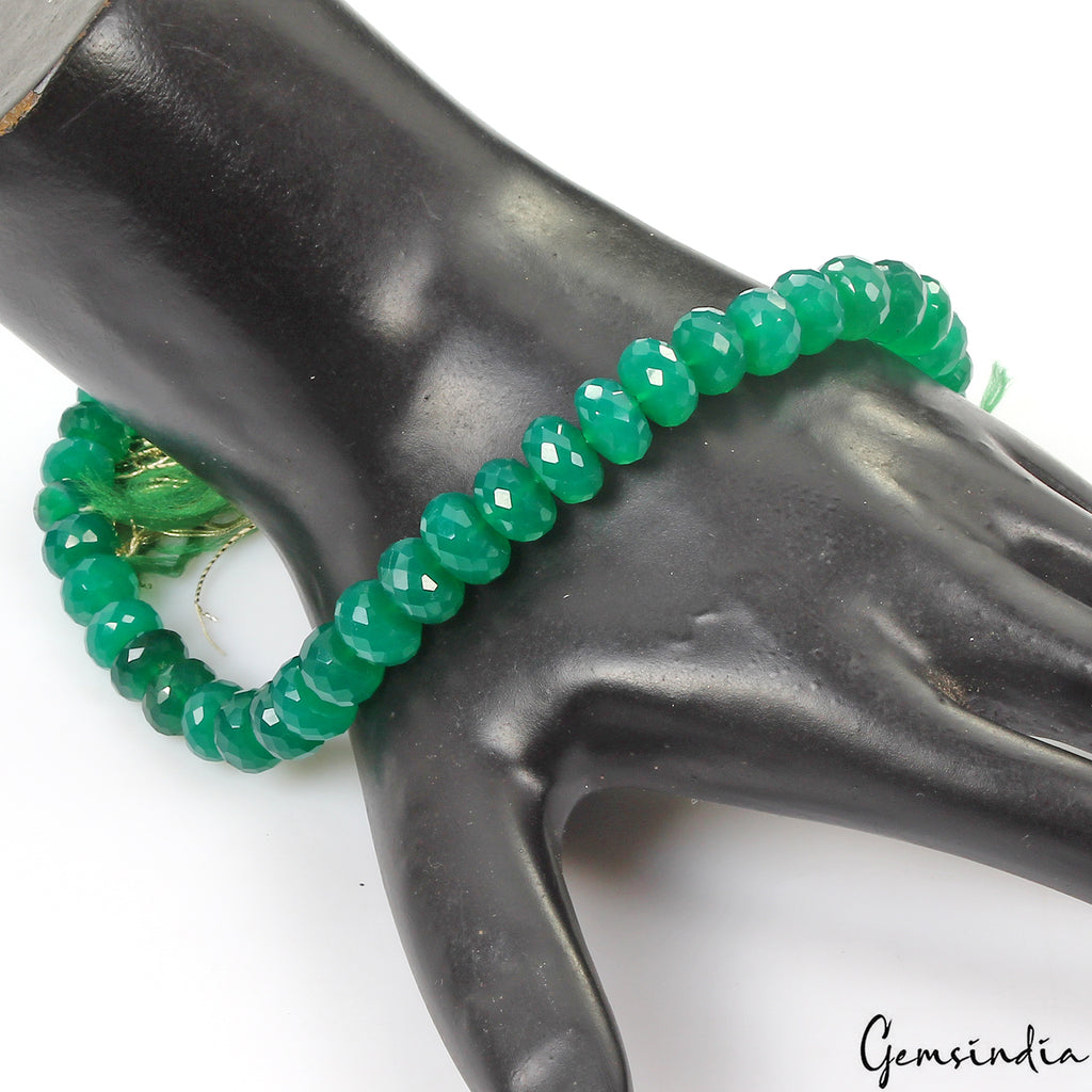 Onyx Beaded Strand, Untreated, Green — 7mm, 186.60 Ct, Madagascar
