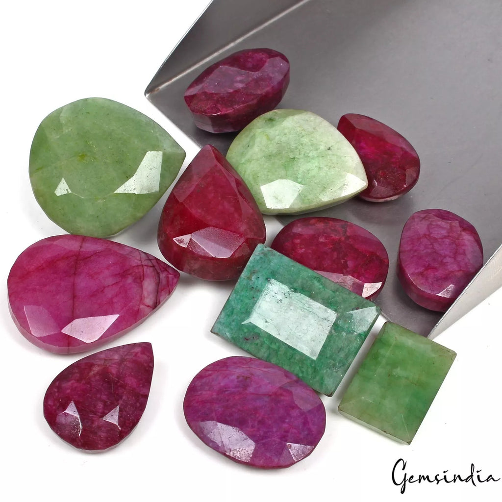 Red Beryl Lot, Loose Gemstone — 12 Pieces, 21mm to 33mm, 540 Ct