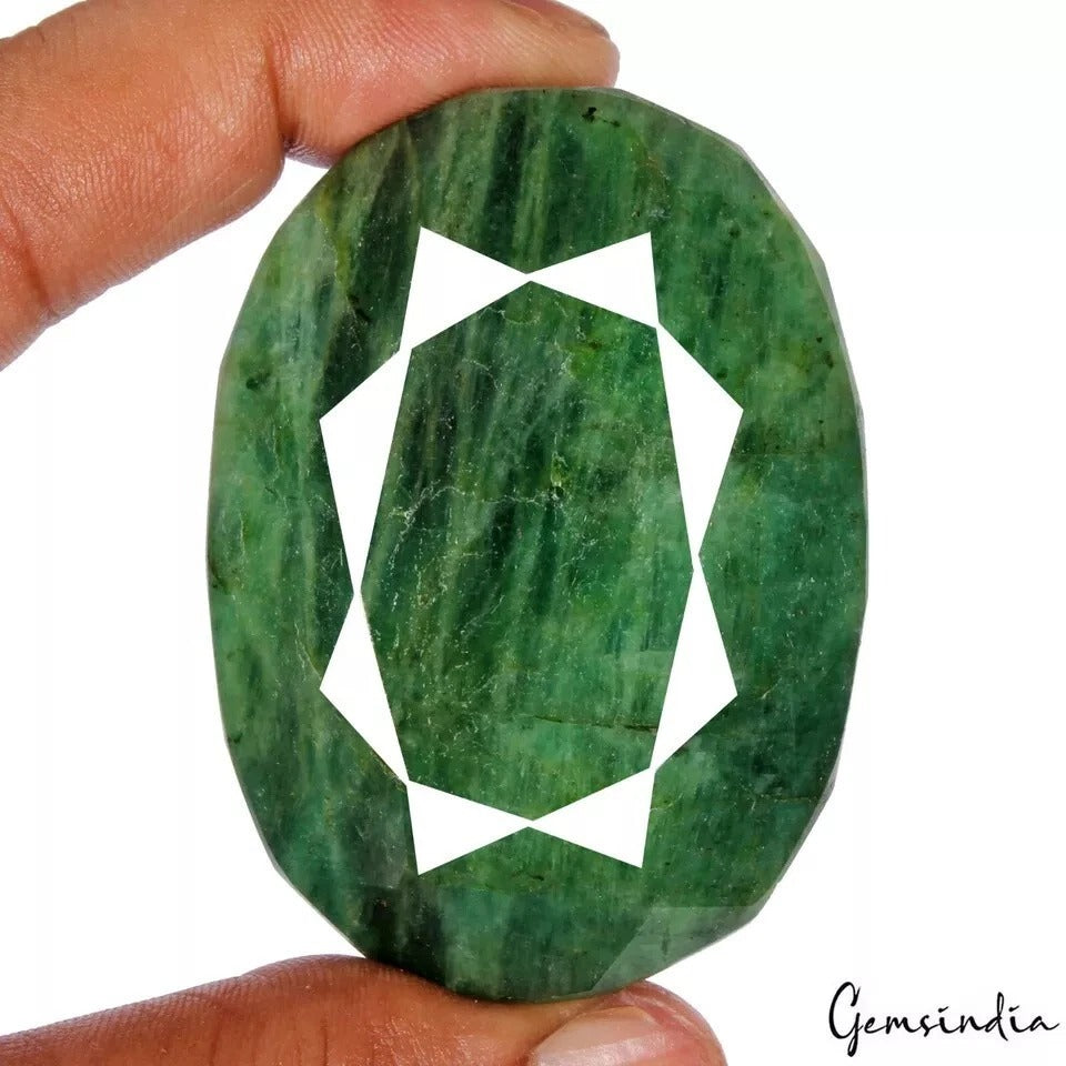 Brazilian Emerald Loose Gemstone, Green — 61 x 44 x 33mm, 760 Ct, Brazil