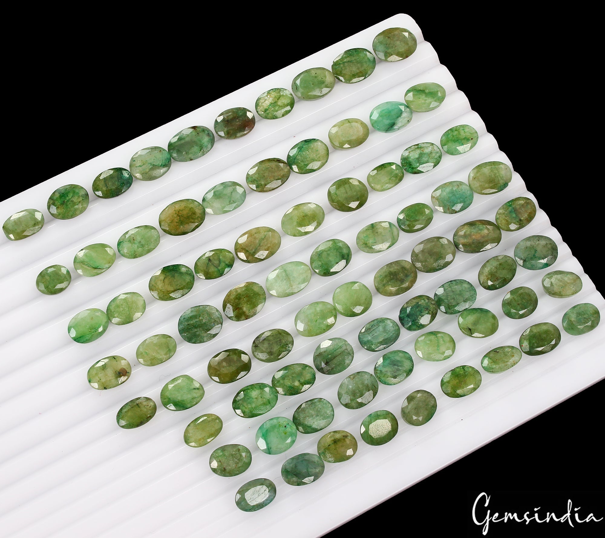 300 Ct/77 Pc Natural Green Colombian Emerald Loose Gemstones Lot Oval Cut 9-14mm