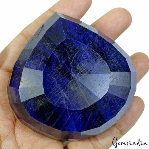 African Blue Sapphire Loose Gemstone — 81x82x34 mm, 2500 Ct, Africa