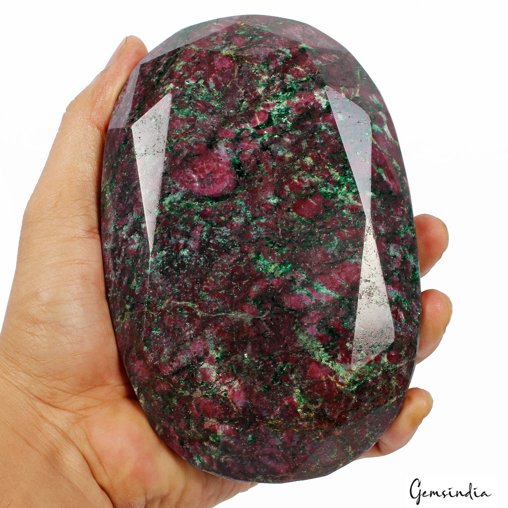 Natural Ruby Zoisite 1.6 Kilo Earth Mined Oval Cut Museum Grade Rare Gemstone
