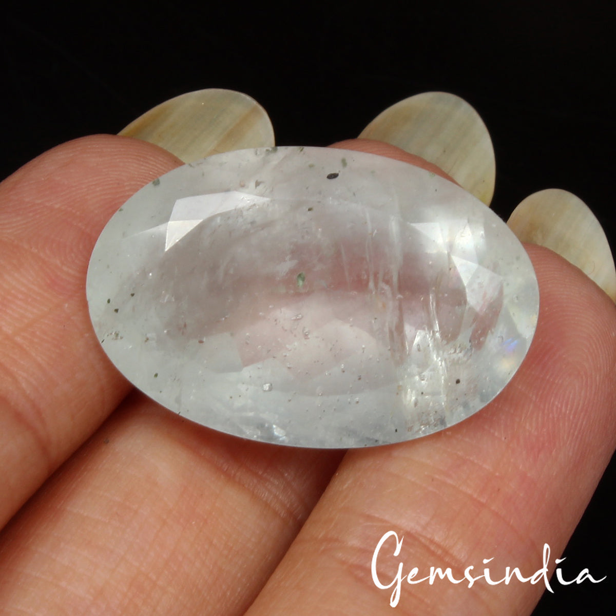 Certified 24.70 Cts Natural Brazilian Unheated Aquamarine Oval Cut Gem For Ring