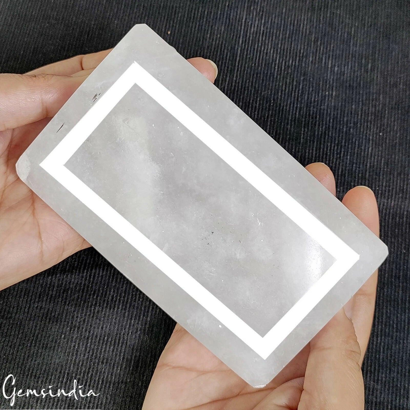 White Quartz Loose Gemstone, Untreated — 5x3x2 Inch, 4775 Ct (0.95 Kg), Madagascar