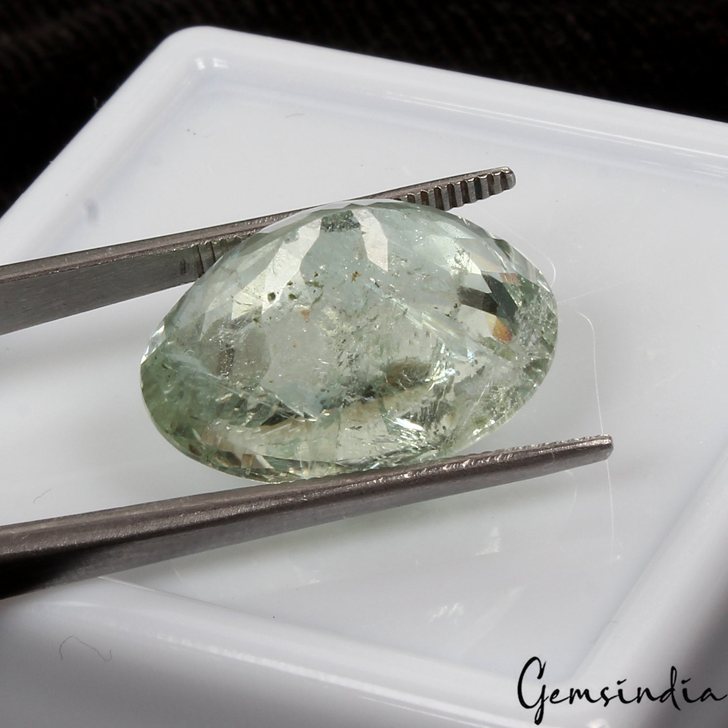 Aquamarine Loose Gemstone, Untreated, Green — 18x14x10 mm, 14.20 Ct, Brazil
