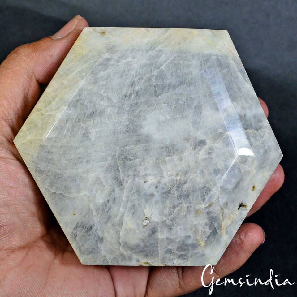 Aquamarine Loose Gemstone, Untreated — 5150 Ct (1.03 Kg), Brazil