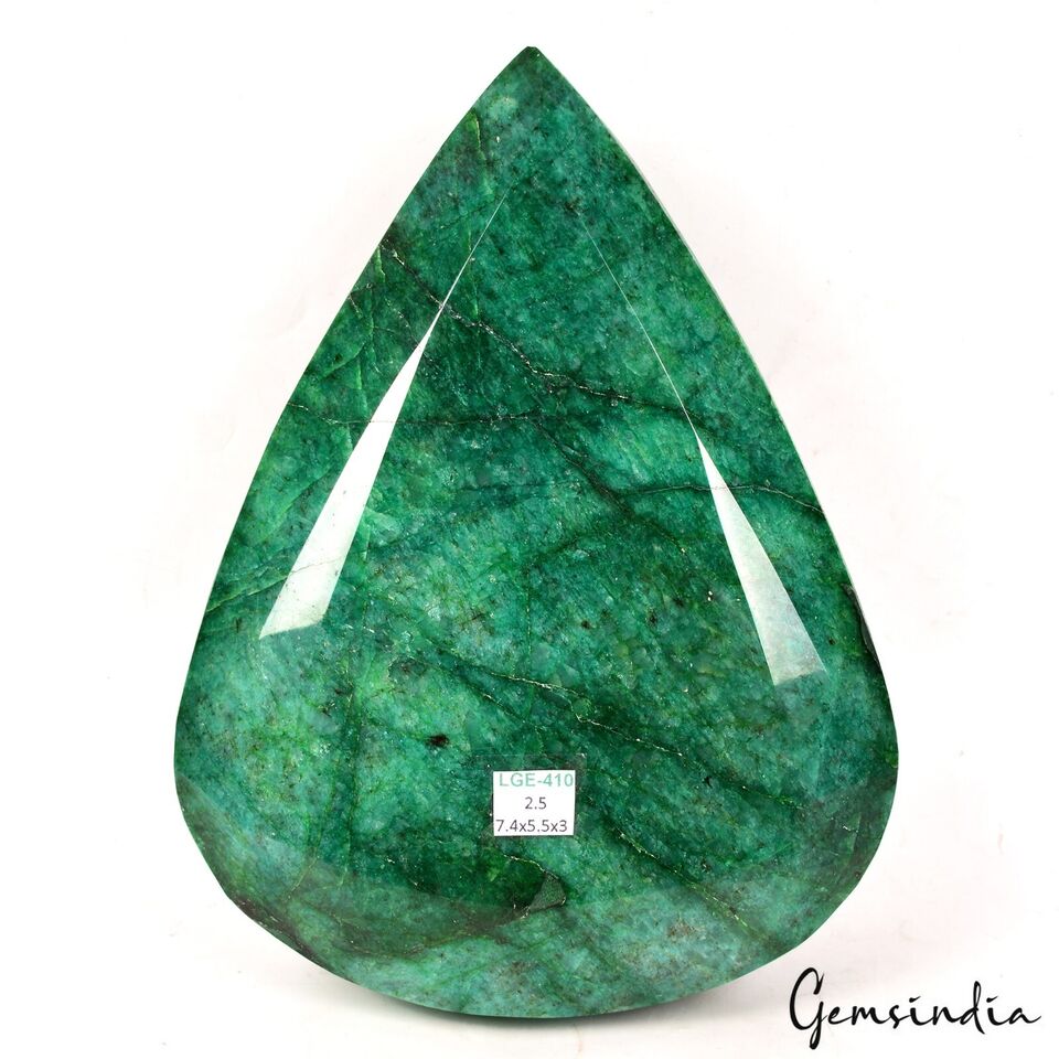 Emerald Loose Gemstone, Color Enhanced, Green — 7.4x5.5x3 Inch, 12500 Ct (2.5 Kg), Brazil