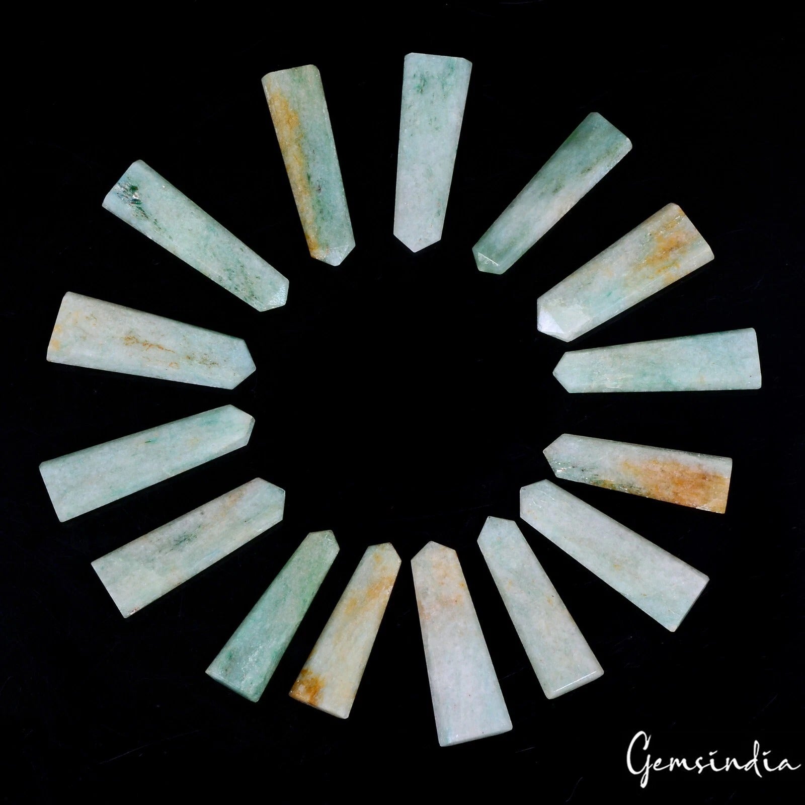 Green Aventurine Carving, Untreated — 48mm to 58mm, 700 Ct