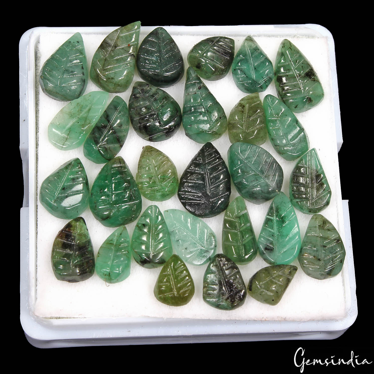 Emerald Lot, Loose Gemstone, Untreated, Green — 28 Pieces, 7mm to 12mm, 39.50 Ct, Colombia
