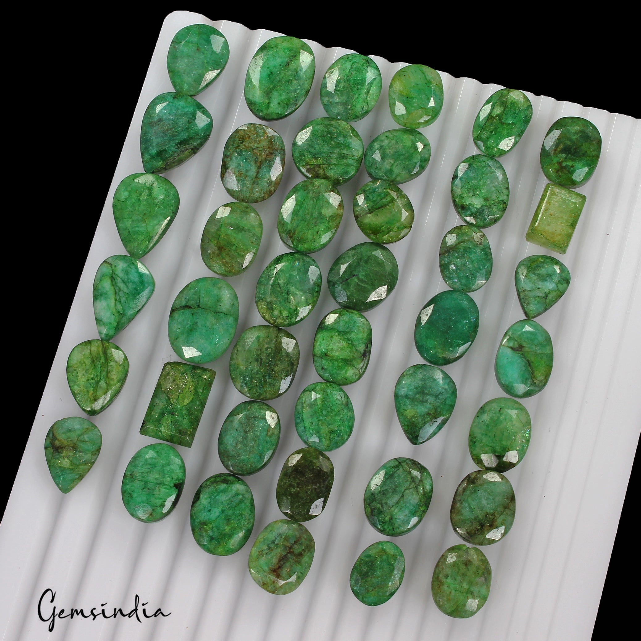 Natural Green Emerald Mix Faceted 520 Ct Loose Wholesale Gemstone Lot 41 Pcs