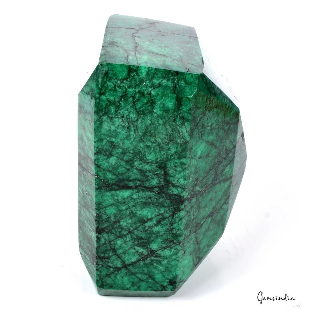 2.7Kilo Natural Huge Green Emerald Earth-Mined Museum Grade Octagon Cut Gemstone