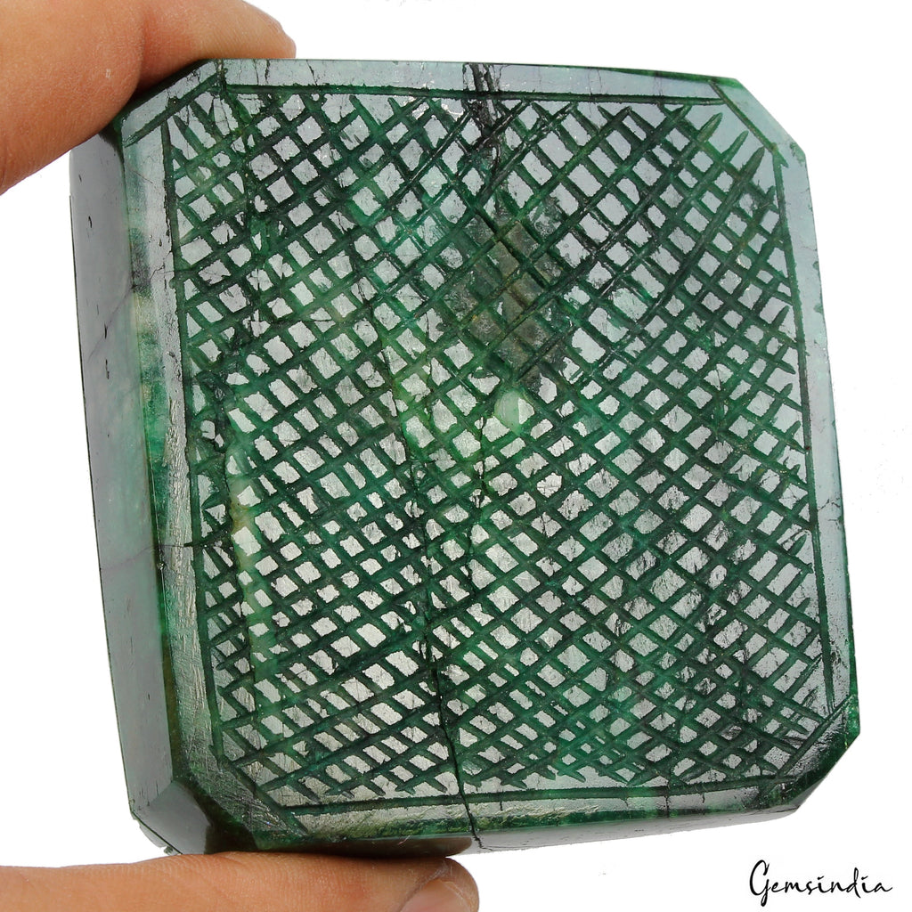2250Ct Certified Natural Emerald Stunning Green Huge Carved Museum Size Gemstone