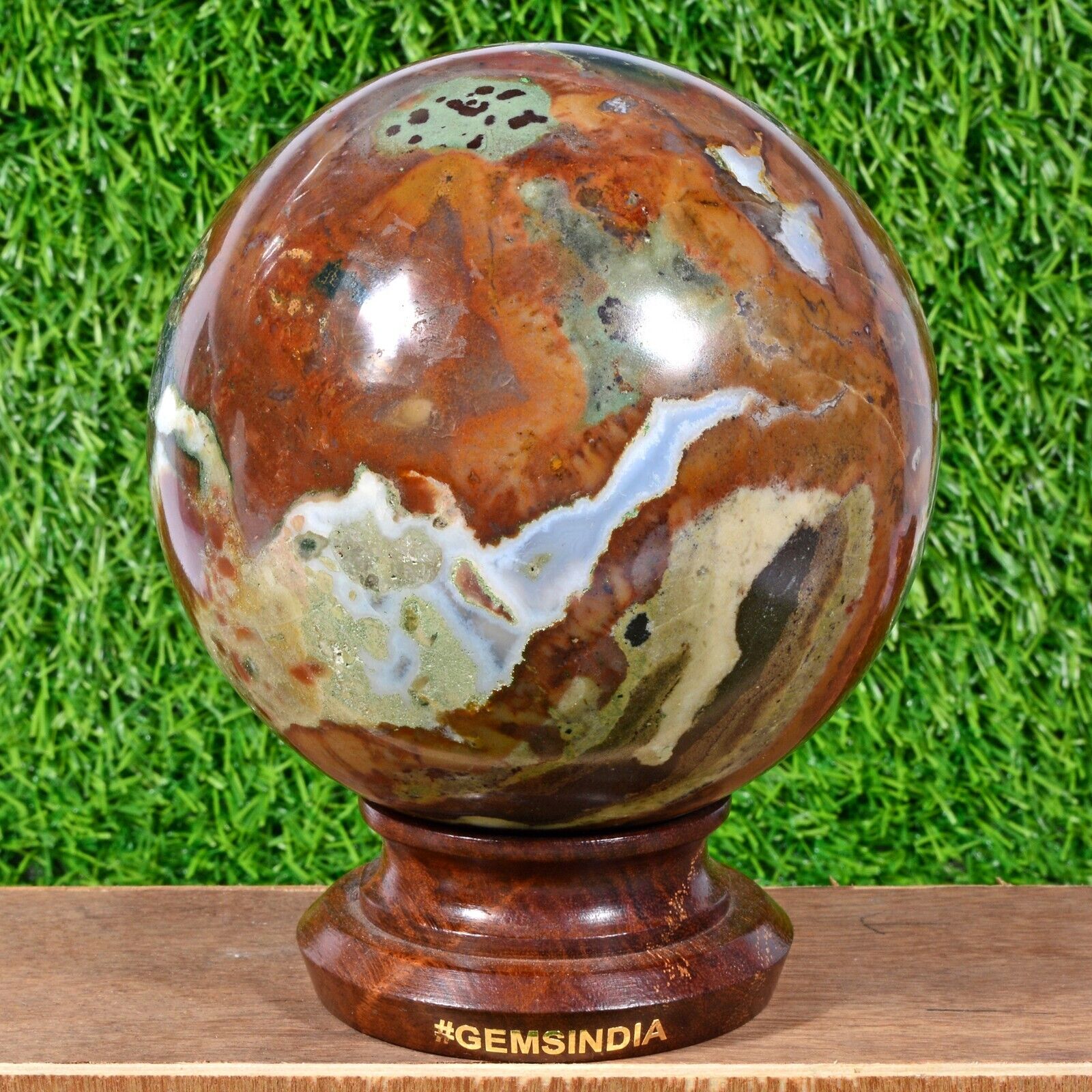 Bloodstone Sphere, Untreated, Bi-Color — 4.9 inch, 2.309 Kg (11545 Ct), Madagascar