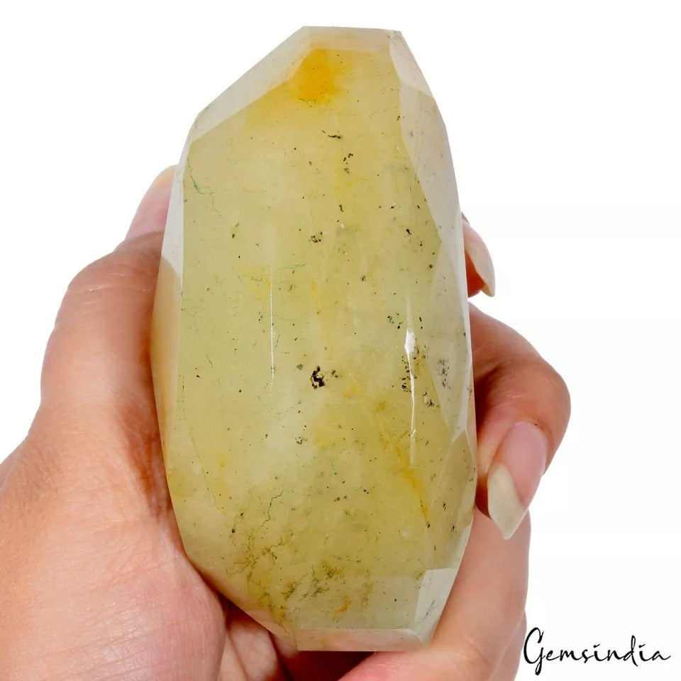 Beryl Loose Gemstone, Untreated — 89x68x45mm, 2280 Ct, Brazil