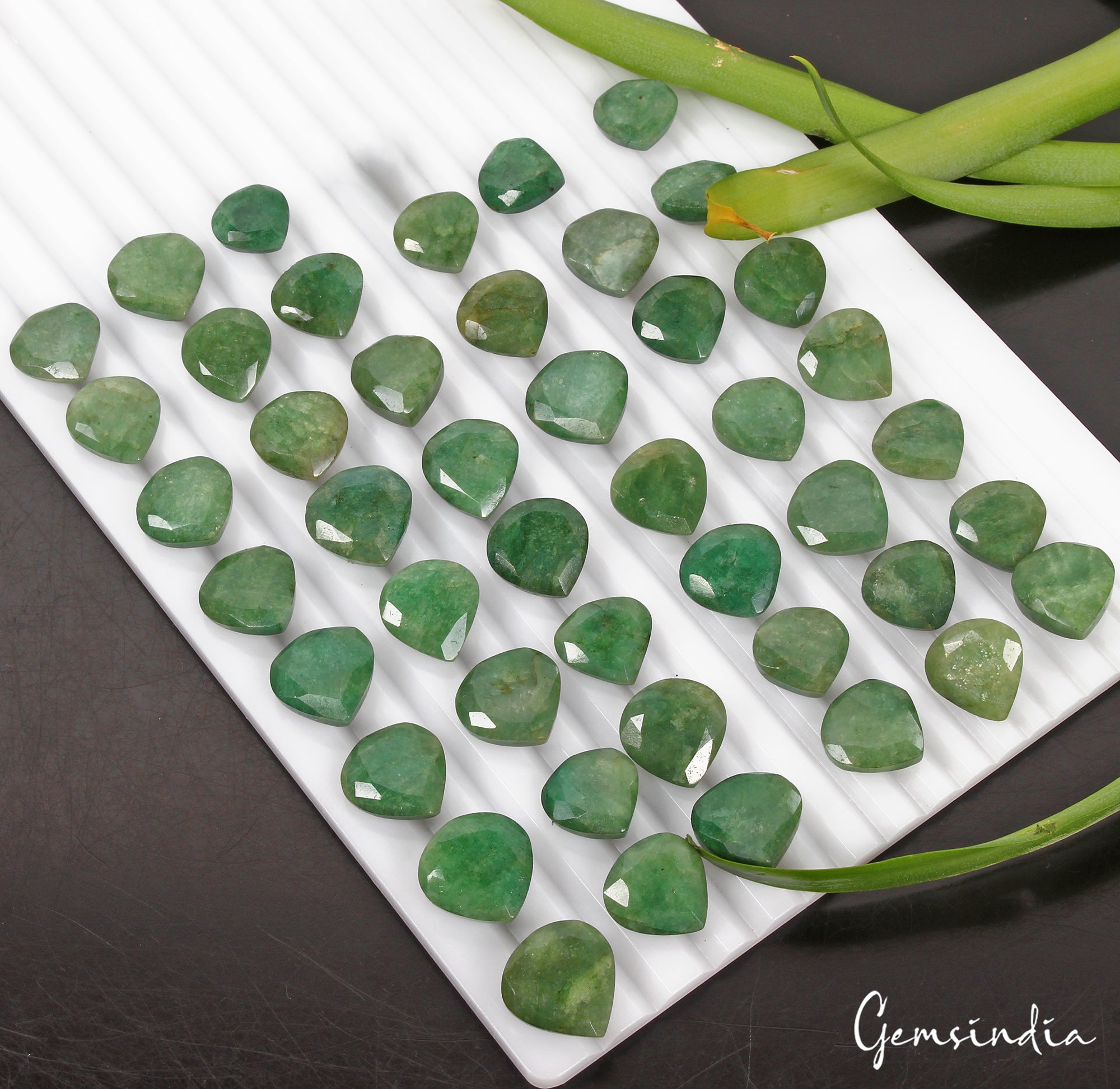 440 Ct/45 Pcs Natural Brazilian Green Emerald Pear Heart Cut Gems For Jewelry