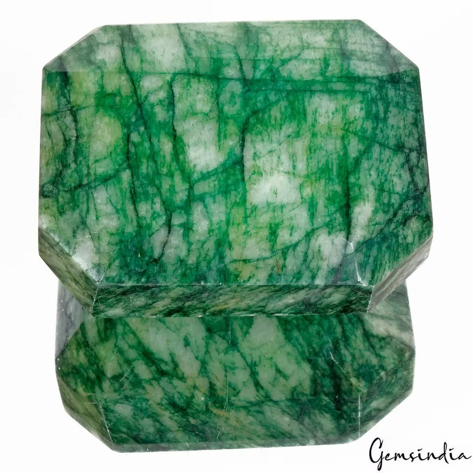 2840 Cts Natural Brazilian Green Emerald Octagon Cut Museum Size Loose Huge Gem