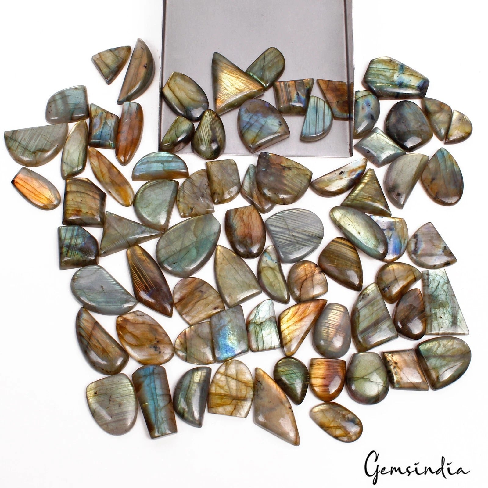 Labradorite Lot, Loose Gemstone, Untreated — 72 Pieces, 12mm to 36mm, 1370 Ct