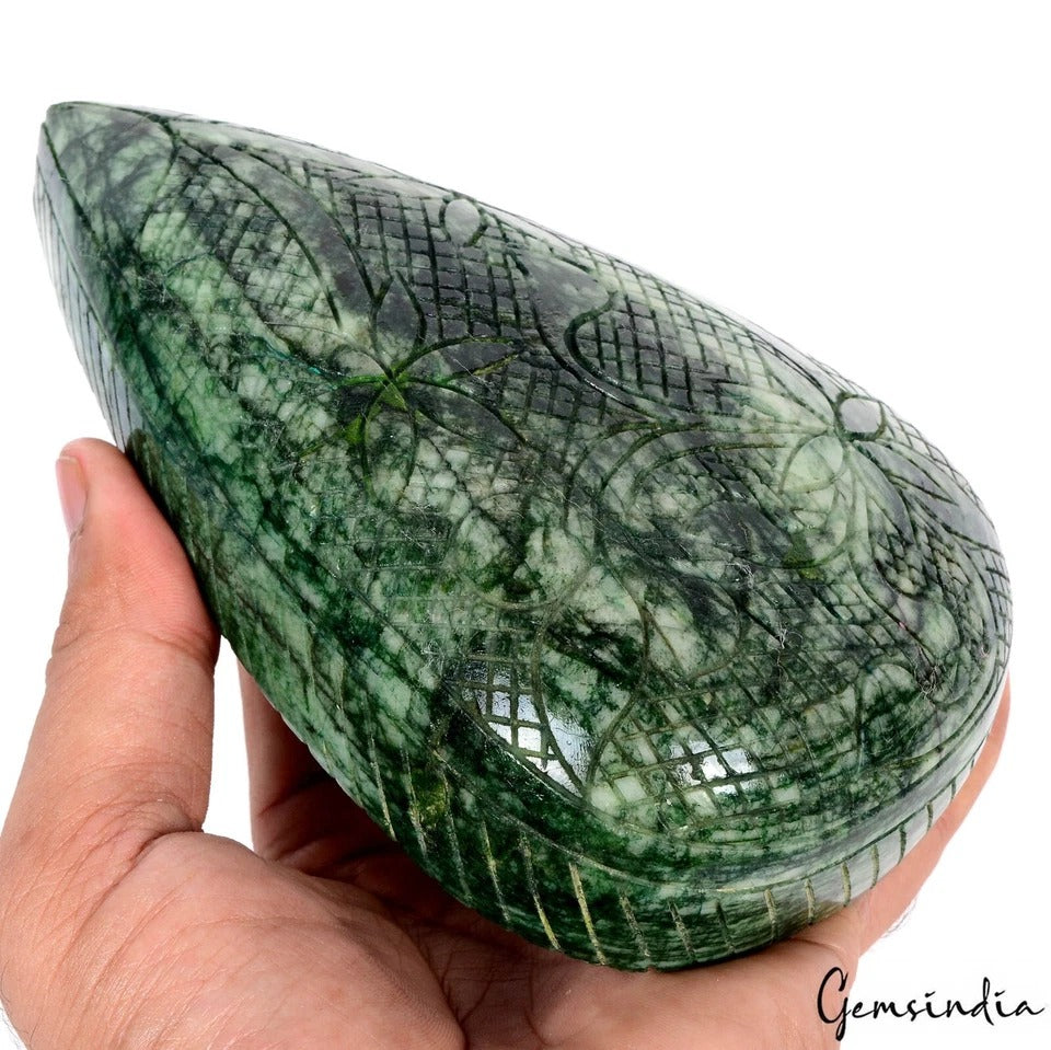 4920 Cts Natural Brazilian Emerald Pear Shape Huge Museum Size Carving Gemstone