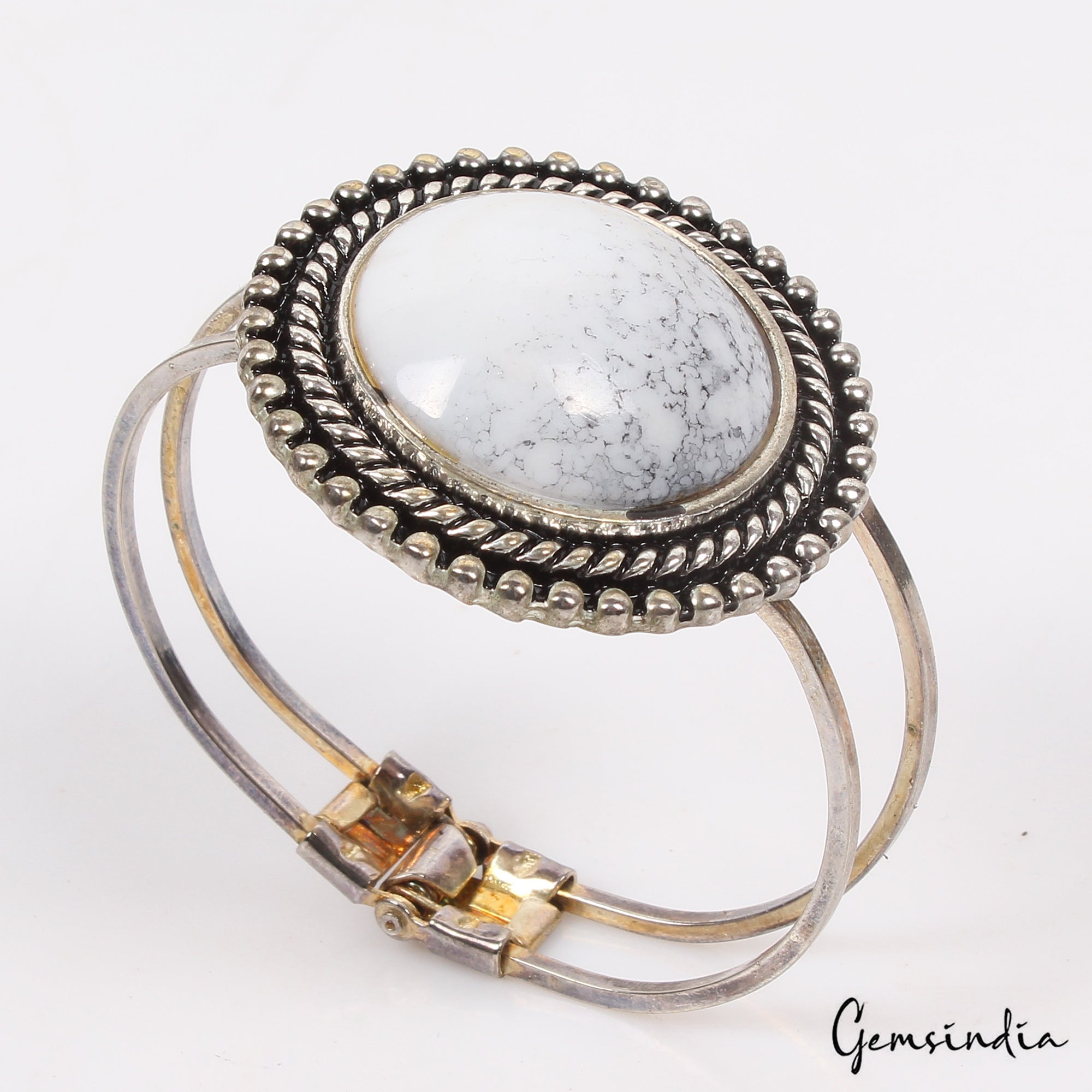 40.48 Gram White Round Hand Carved Bangle Bracelet Antique Fashion Jewelry 2.4"