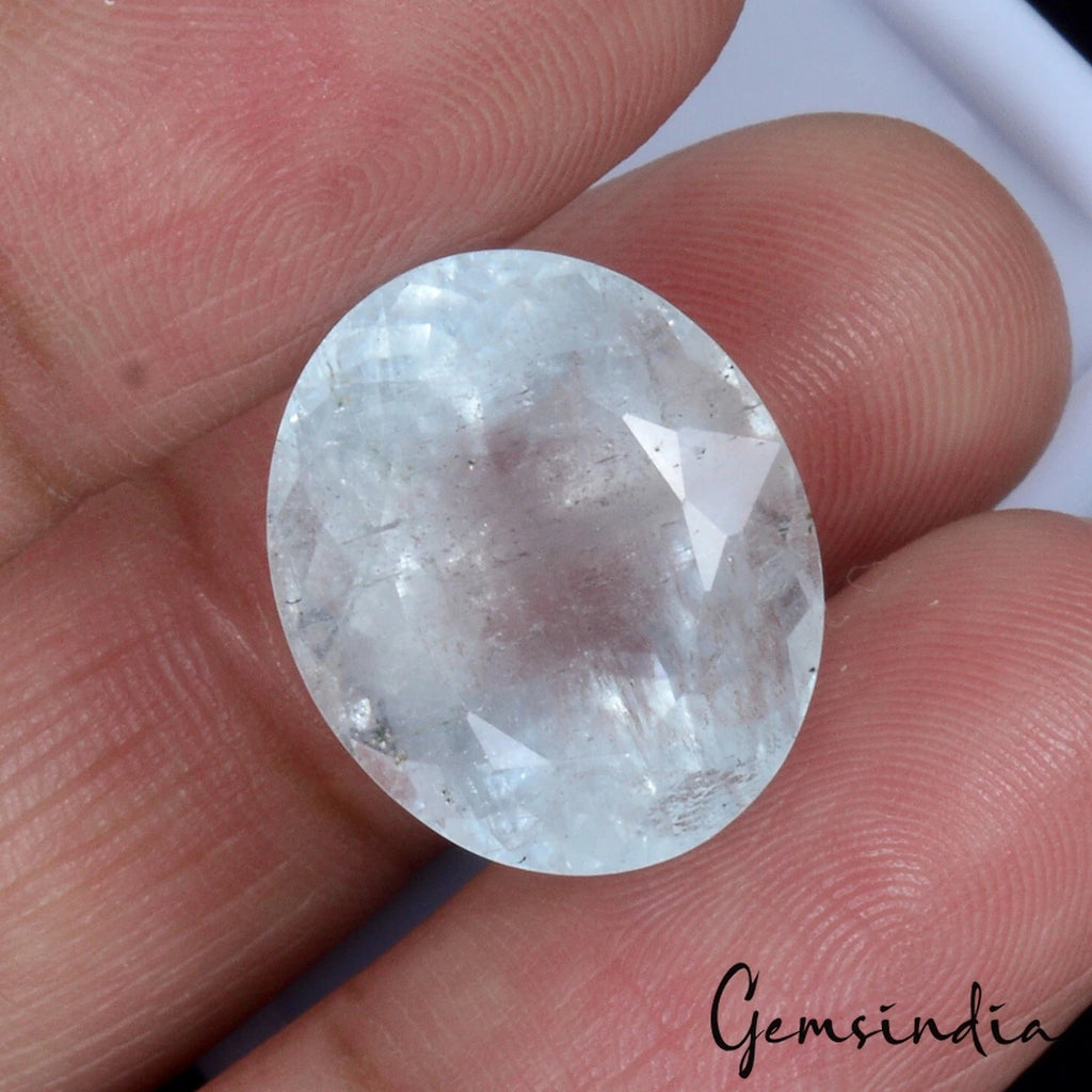 Aquamarine Loose Gemstone — 18x15x10 mm, 16.80 Ct, Brazil