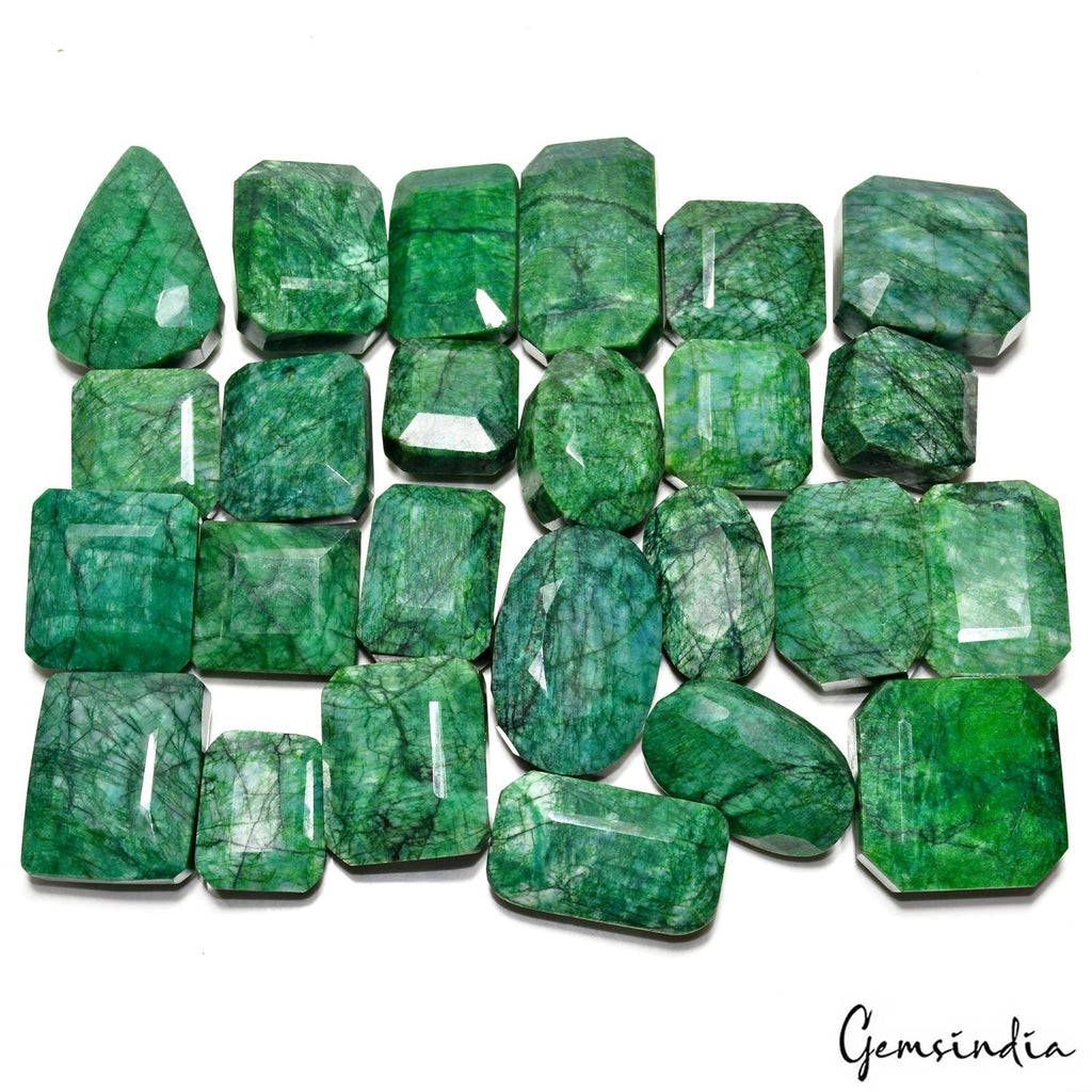 Emerald Lot, Loose Gemstone, Color Enhanced, Green — 25 Pieces, 33mm to 63mm, 10000 Ct (2 Kg), Brazil