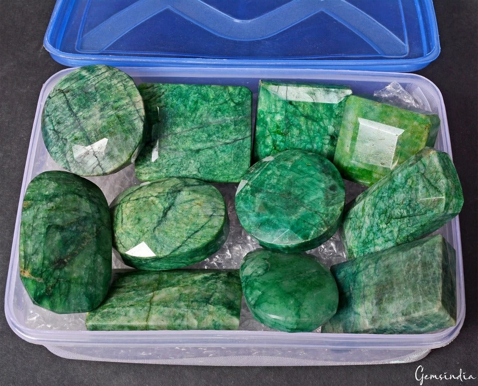 1.6 Kilo Natural Emerald Green Huge Museum Size Wholesale Loose Gemstones 11 Pcs