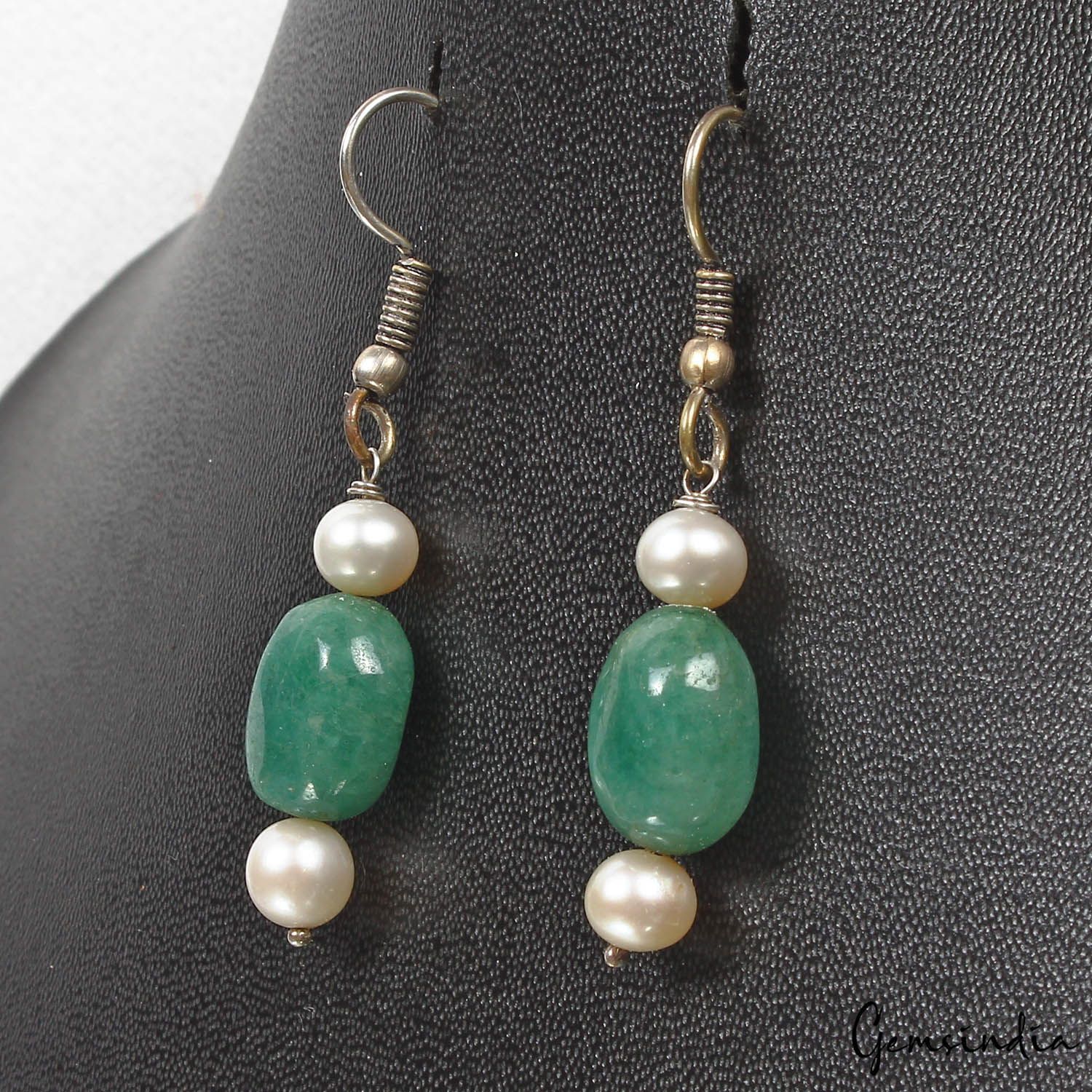 30.80 Cts Pearl & Emerald Handmade Pair of Earring Silver Earwire 1.7" Christmas
