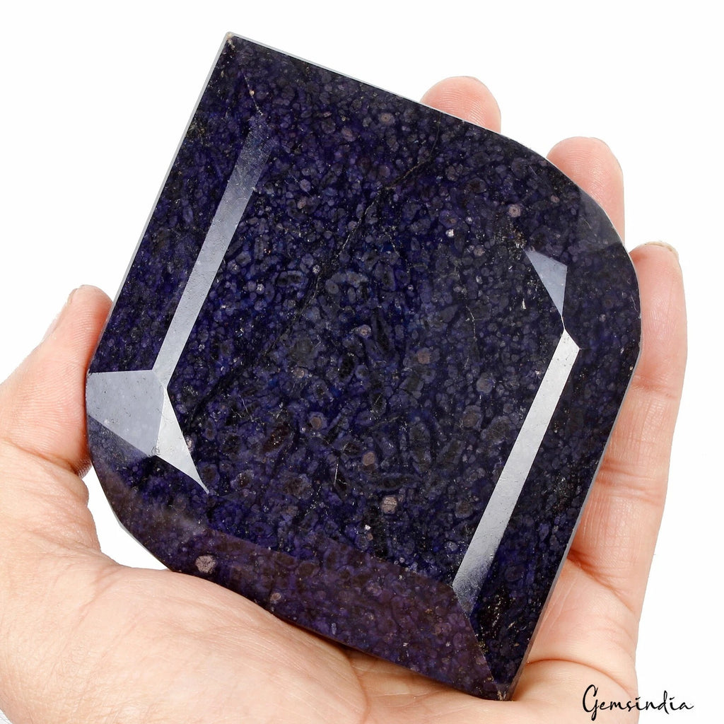 Blue Sapphire Loose Gemstone — 125 x 98 x 34mm, 3520 Ct, Madagascar