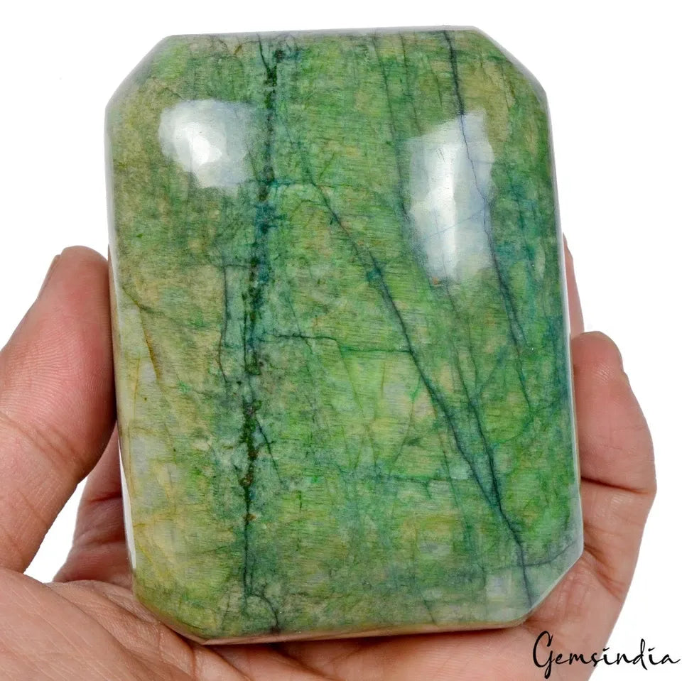 2630 Ct Natural Emerald Green Octagon Cabochon Huge Size Museum Grade Gemstone