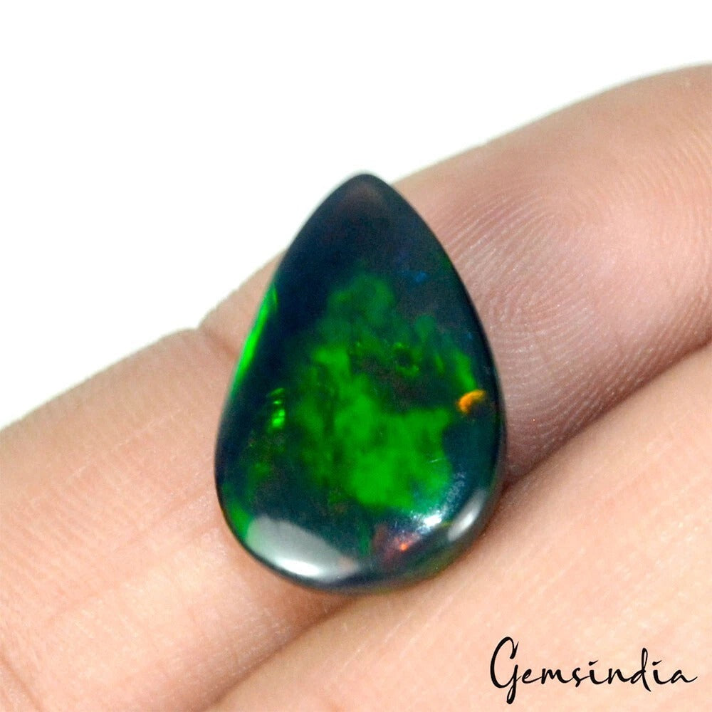 Opal Cabochon, Untreated, Black — 18x12x8 mm, 7.15 Ct, Ethiopia