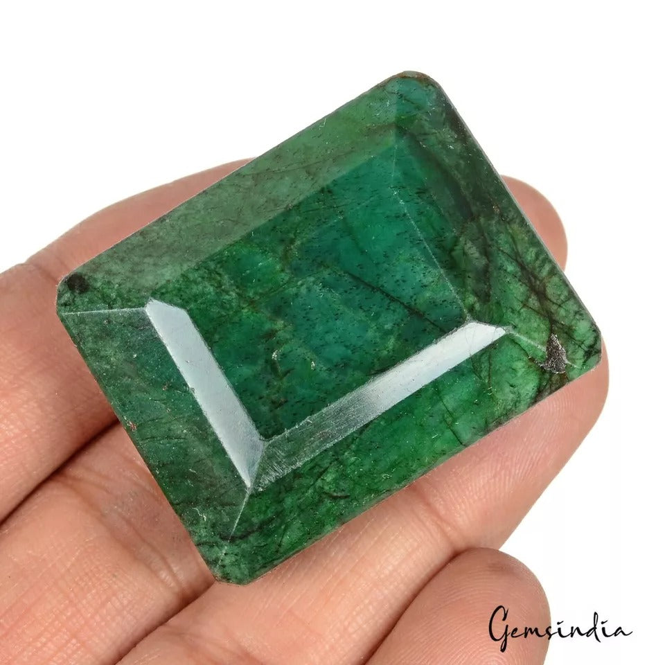 261.50 Ct. Natural Green Emerald Octagon Cut Earth Mined Pendant Size Gemstone