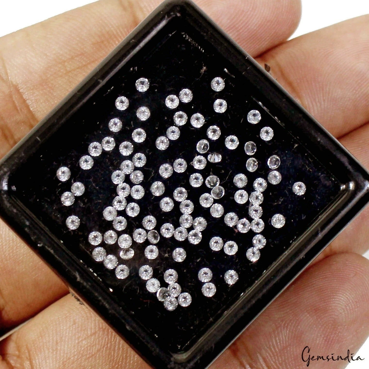 4 Cts/93 Pcs Natural White Topaz 2mm Round Calibrated Diamond Cut Loose Gems Lot