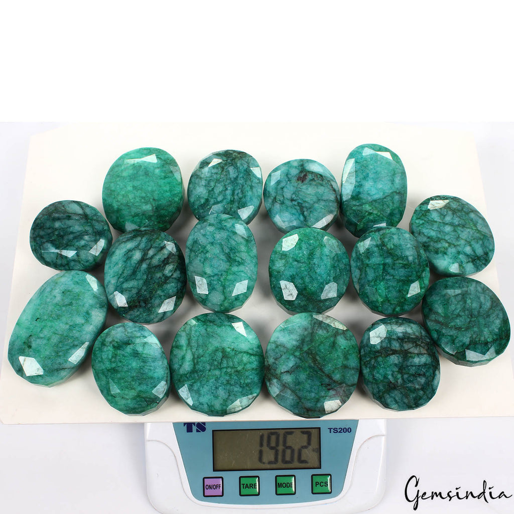 Emerald Lot, Loose Gemstone, Color Enhanced, Blue — 16 Pieces, 49mm to 71mm, 9800 Ct (1.960 Kg), Colombia