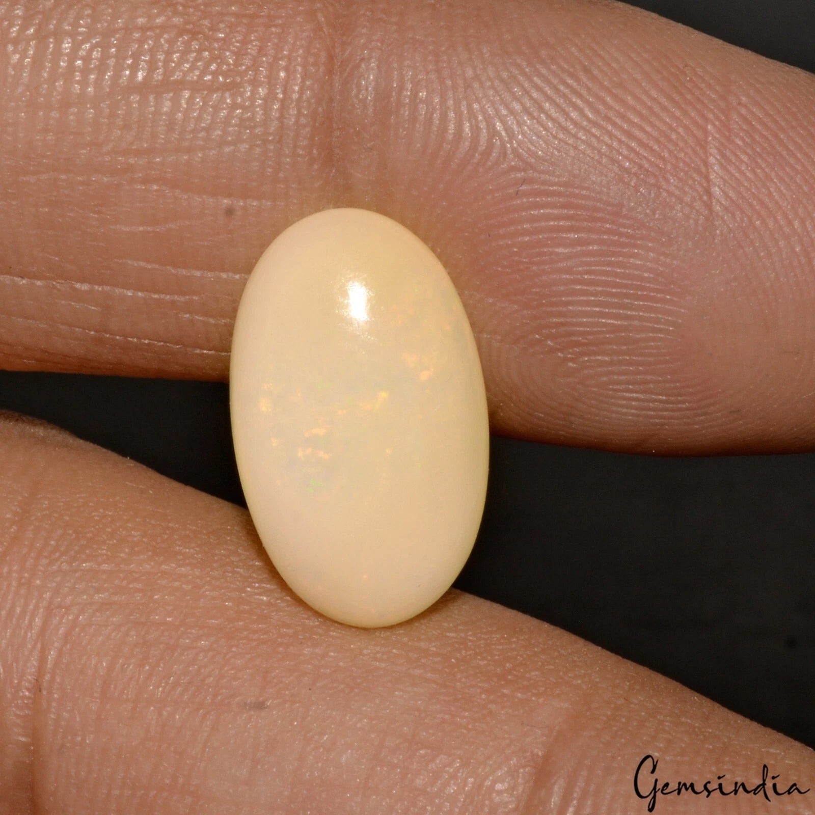 Fire Opal Cabochon, Untreated — 16x10x5mm, 3.90 Ct, Australia