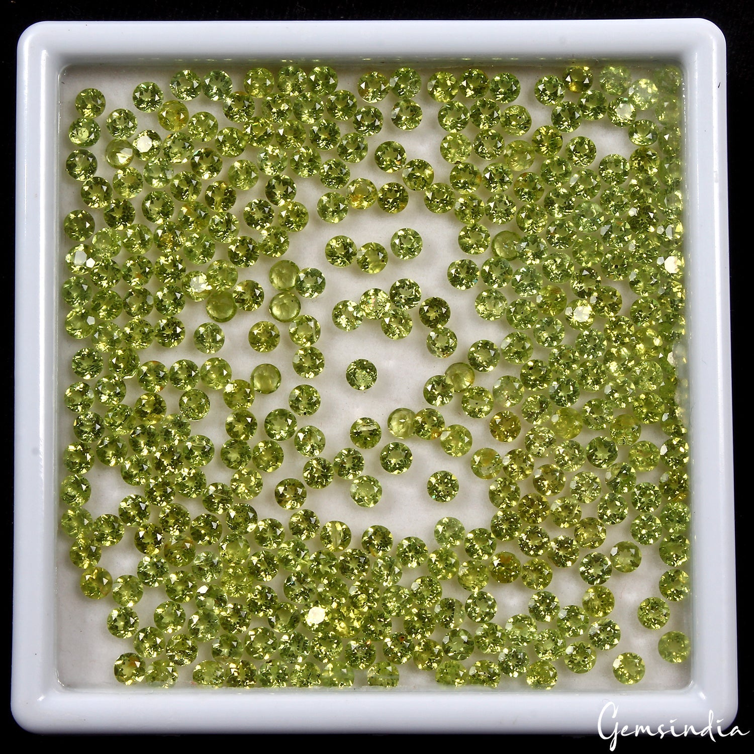 330 Pcs Natural Peridot 4mm Round Cut Loose Untreated Gemstones Wholesale Lot