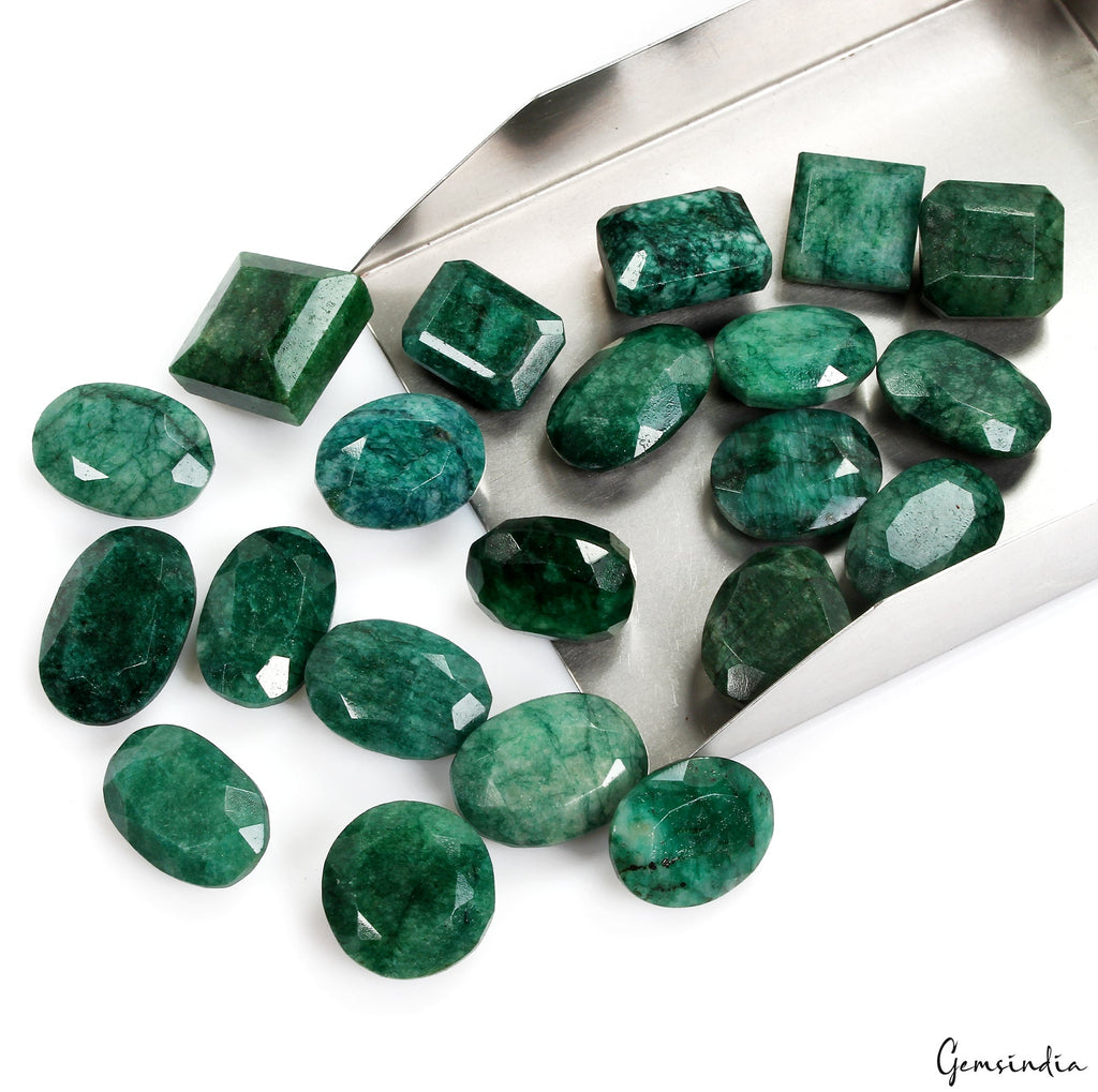 Natural 700 Ct Green Emerald Mix Cut 21-48mm Loose Earth mined Gemstone, Brazil