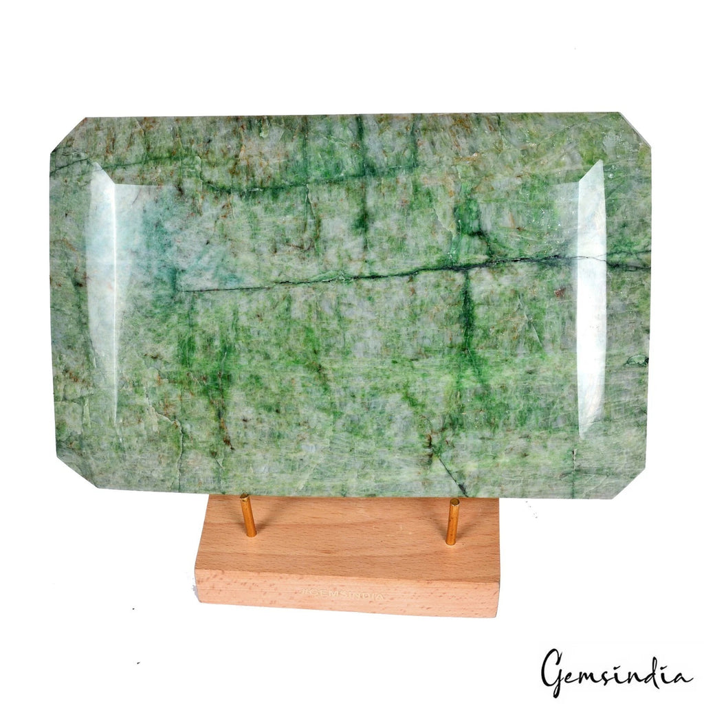 Emerald Loose Gemstone, Color Enhanced — 9.75 x 6.25 x 2.35 inches, 29000 Ct (5.8 Kg), Brazil