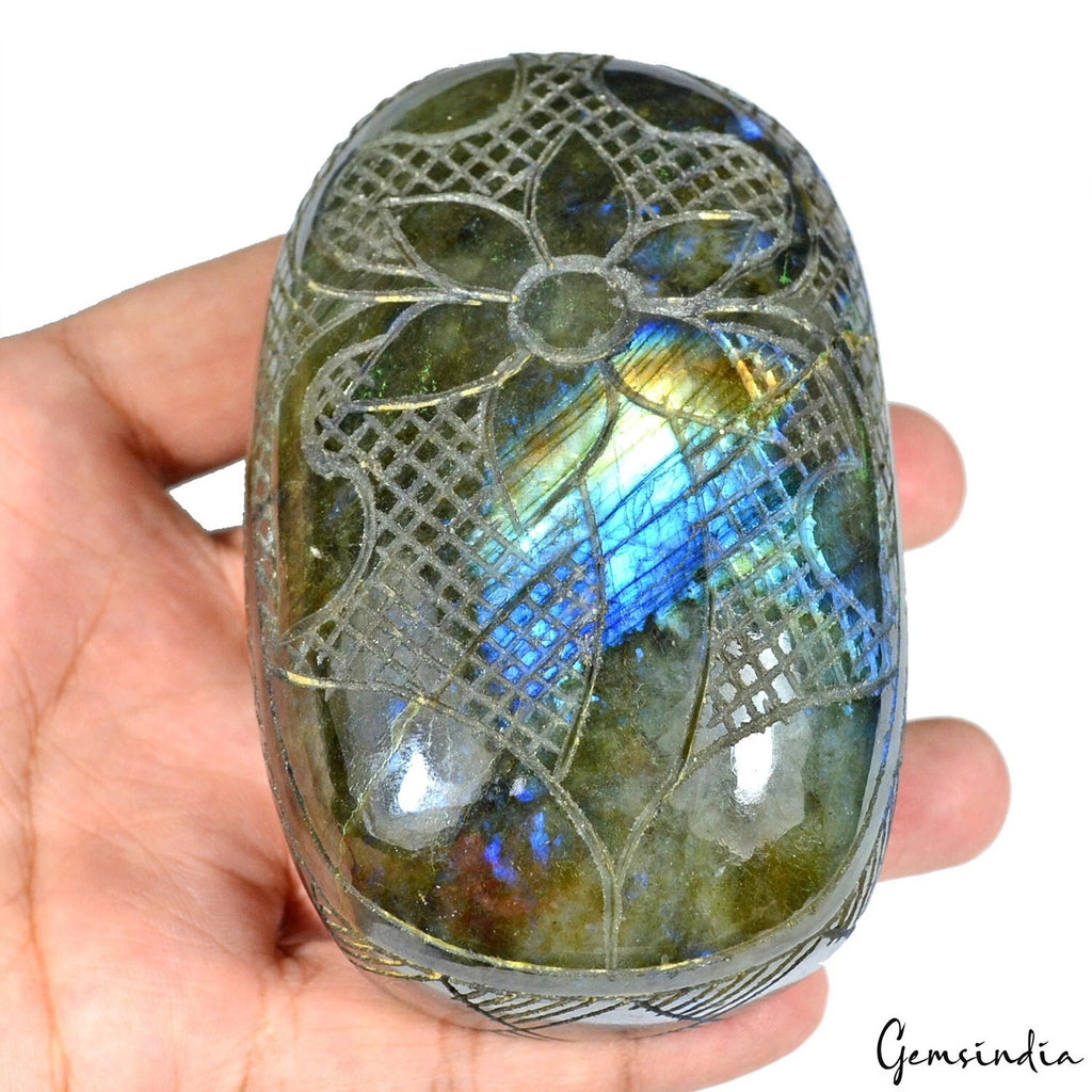 Labradorite Carving, Untreated, Blue — 97x63x43 mm, 2520 Ct