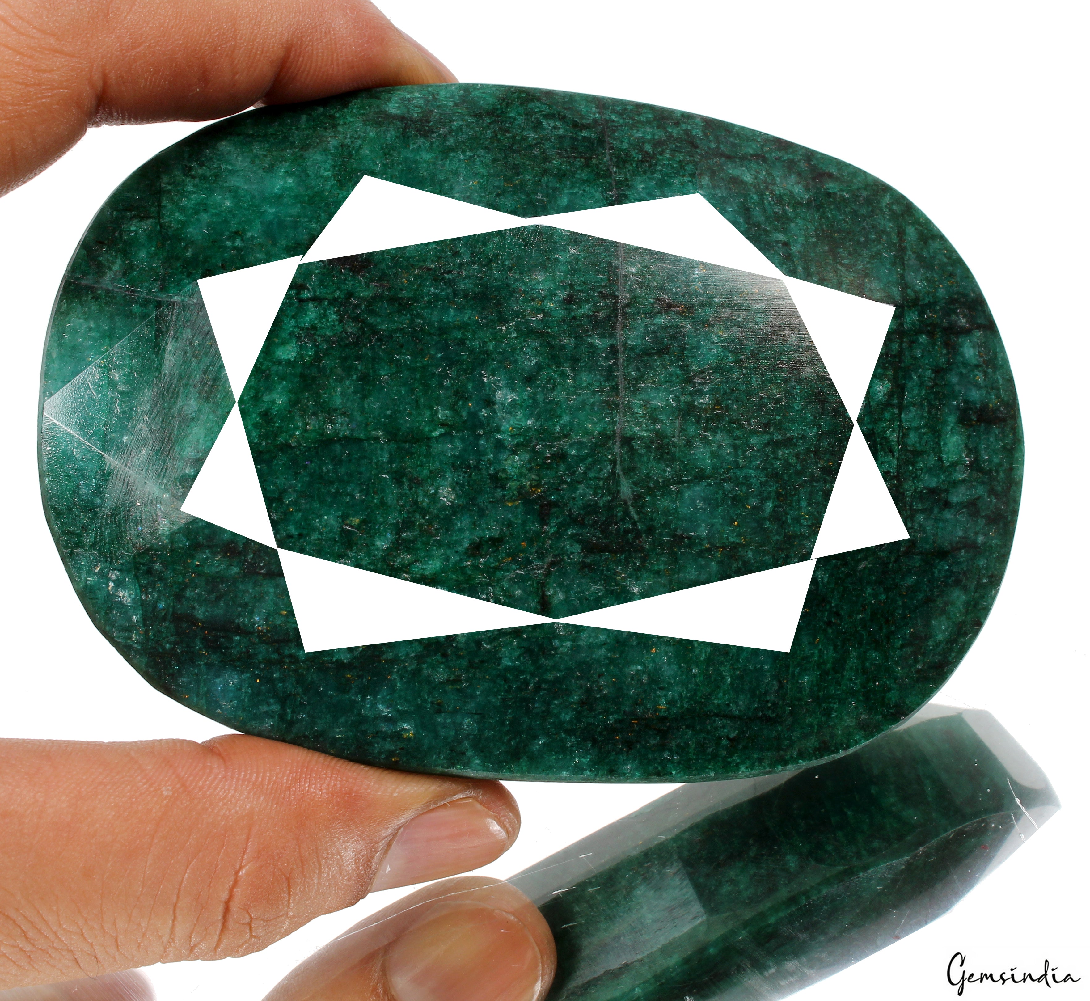 1670Ct Natural Green Emerald Oval Cut Huge Earth Mined Museum Size Brazilian Gem