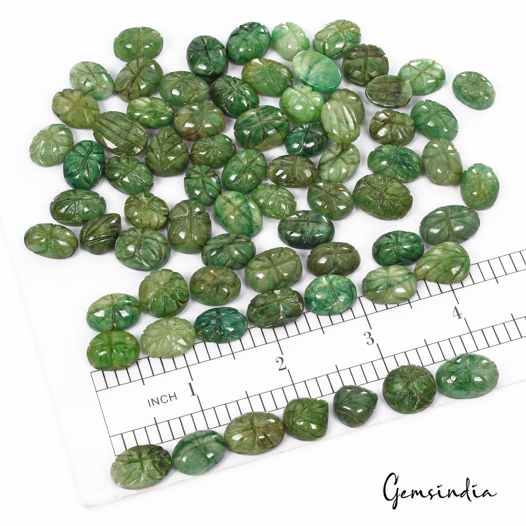 600 Cts/71 Pcs Natural Green Emerald Oval Hand Carved Loose Gems Lot For Jewelry