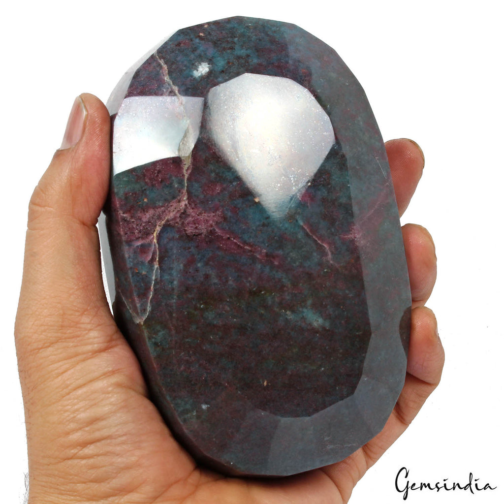 Ruby Kyanite Loose Gemstone, Oval Cut, Untreated — 5.25x3.5x1.8 Inch, 6500 Ct (1.3 Kg), Madagascar